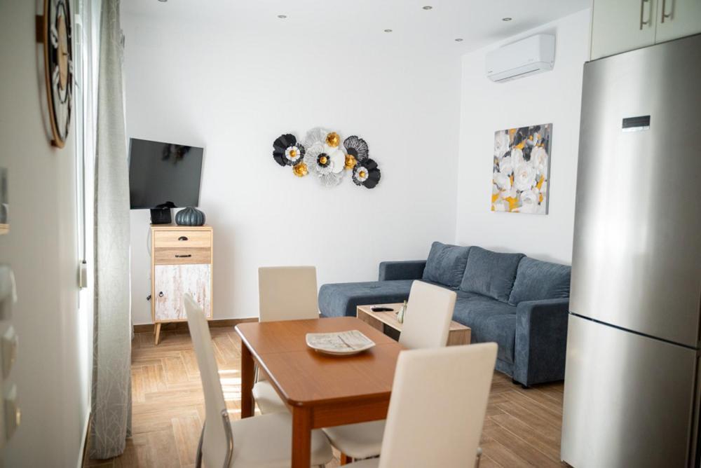 Apartment Kyra's Luxury Chios Town